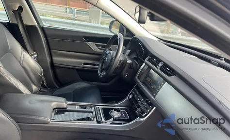 2016 Jaguar Xf Premium from USA, damaged, VIN SAJBD4BV9GCY06832